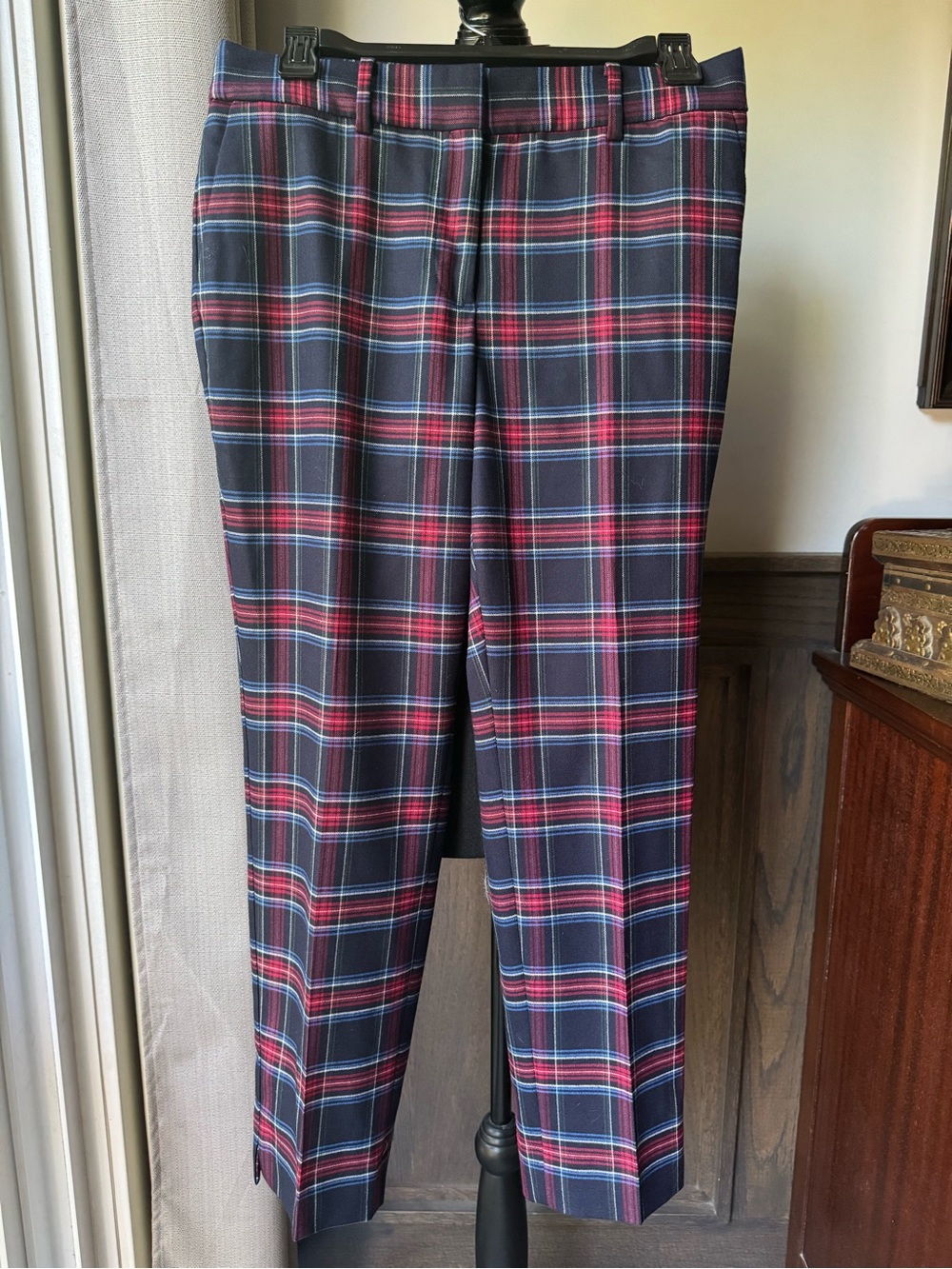 Talbots Hampshire Ankle Navy and Red Plaid Dress Pants 4 petite - Picture 1 of 6